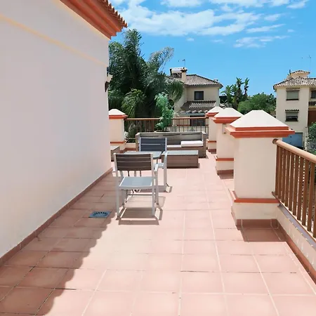 Precioso - Piscina- Garaje Privado- Jardin Holiday home *