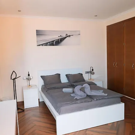 Precioso - Piscina- Garaje Privado- Jardin * Marbella