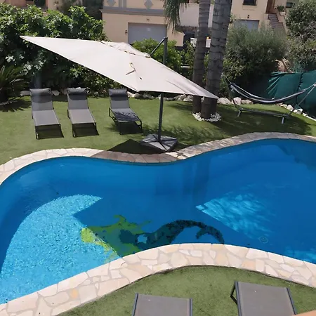 Precioso - Piscina- Garaje Privado- Jardin *