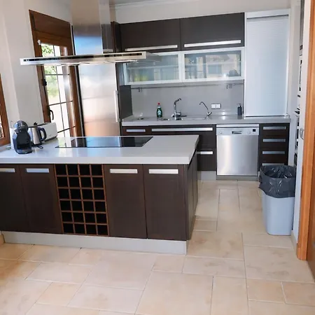 Holiday home Precioso - Piscina- Garaje Privado- Jardin