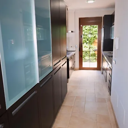 Holiday home Precioso - Piscina- Garaje Privado- Jardin