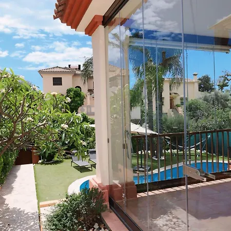 Precioso - Piscina- Garaje Privado- Jardin Holiday home Marbella