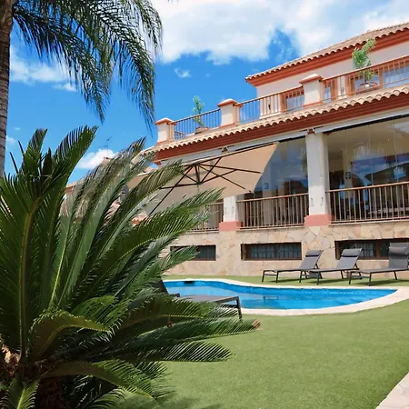 Precioso - Piscina- Garaje Privado- Jardin Marbella